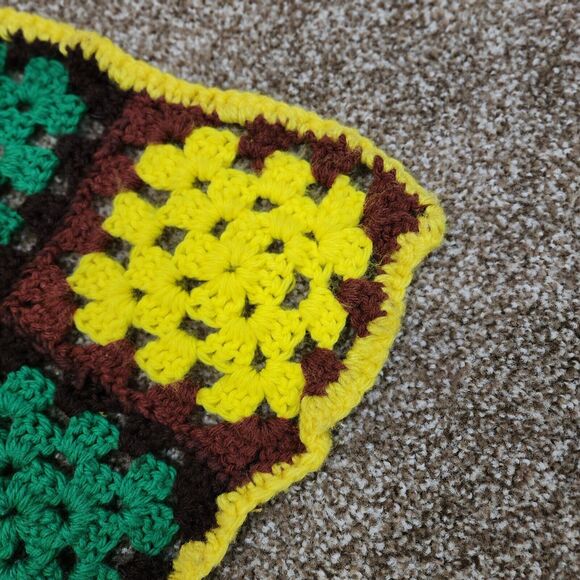 Vtg Crochet   3.5 x 3.5 ft Afghan Blanket lap Throw Granny Squares Brown 70s - Picture 5 of 6